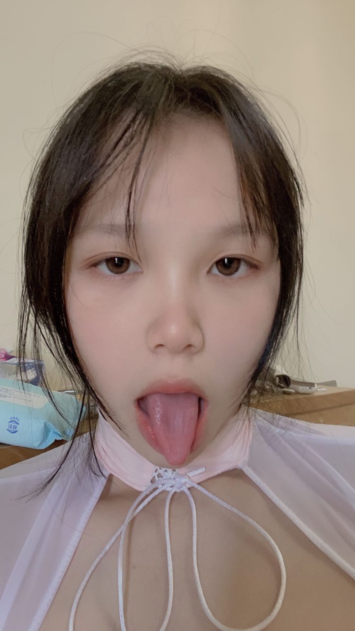 【2023_02_26】A_video_of_Z_Z_feeling_anxious_because_they_want_to.m4v